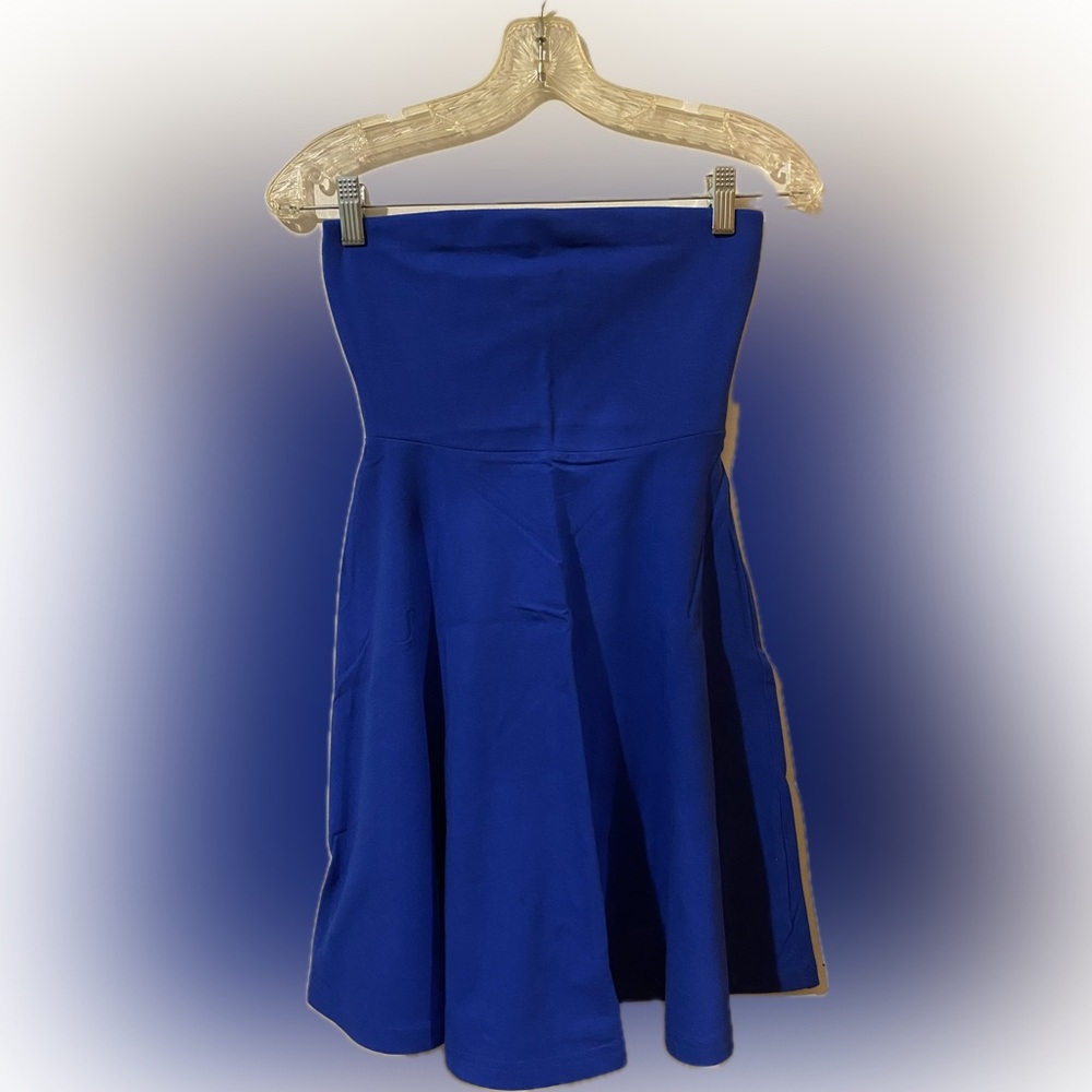 Strapless tube top flare dress in navy blue